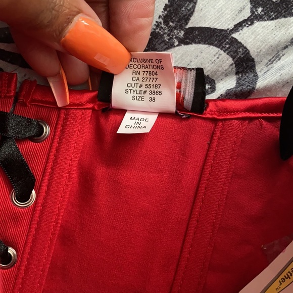 Red satin and black lace lace up corset with stockings. - Picture 4 of 4